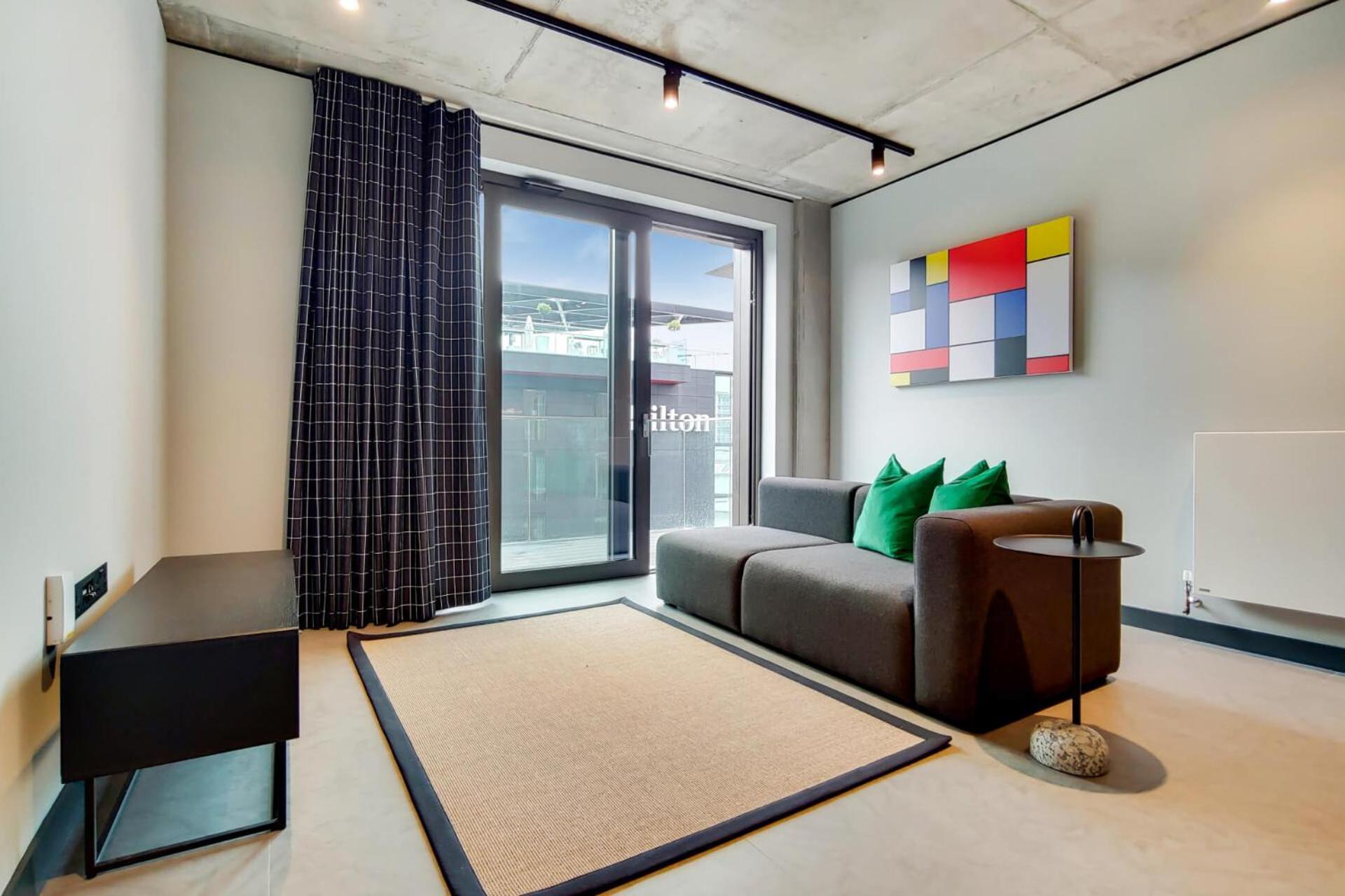 Chic And Comfortable In Apartament Londra